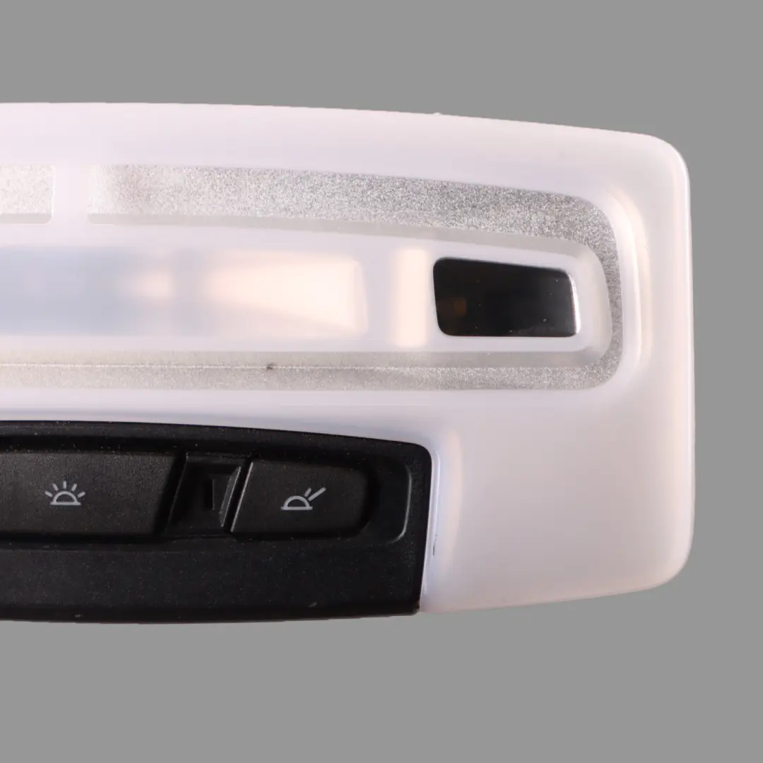 BMW F46 Luz Interior LED Lámpara Trasera - SKU 9355405 - Número de pieza 9355405