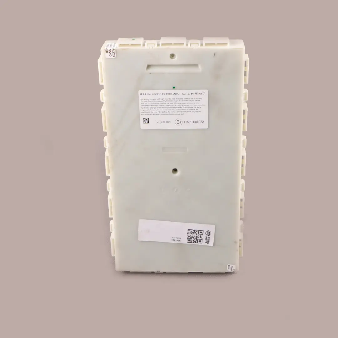 Fuse Box Control Unit SAM Module Relay to BMW F20 with Part number 9381105 BMW F20 Fuse Box Control Unit SAM Module Relay - SKU 9381105 - Part number 9381105