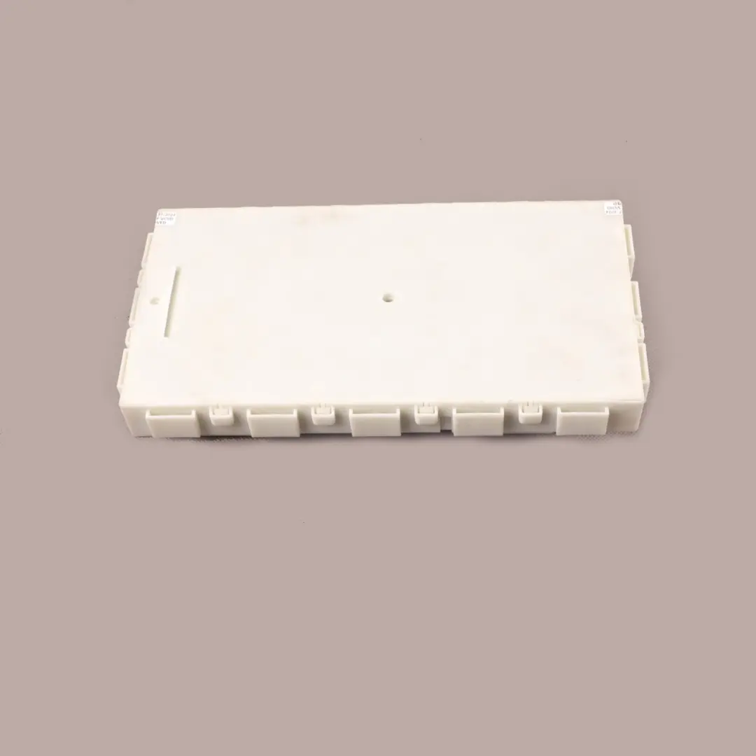 Module BCM Body Control Unit to BMW F16 with Part number 9387233 BMW F16 Module BCM Body Control Unit - SKU 9387233 - Part number 9387233