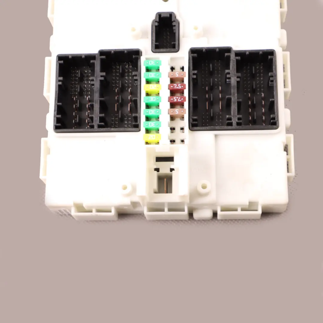 Module BCM Body Control Unit to BMW F16 with Part number 9387233 BMW F16 Module BCM Body Control Unit - SKU 9387233 - Part number 9387233