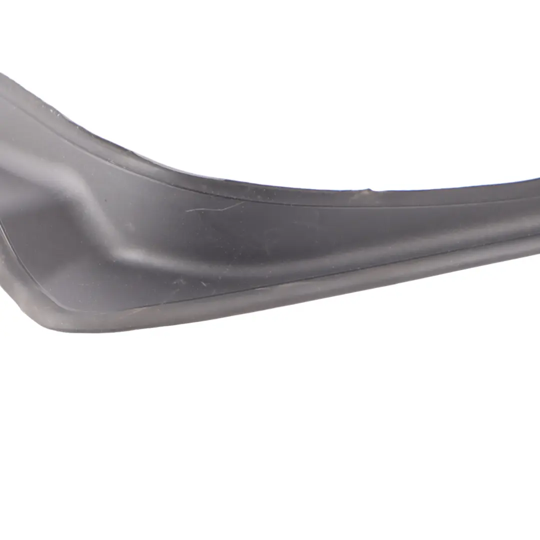 Drip Rail BMW G30 G38 F90 M5 LCI Water Drain Gutter Lining Right O/S to with Part number 9448944 Drip Rail BMW G30 G38 F90 M5 LCI Water Drain Gutter Lining Right O/S - SKU 9448944 - Part number 9448944