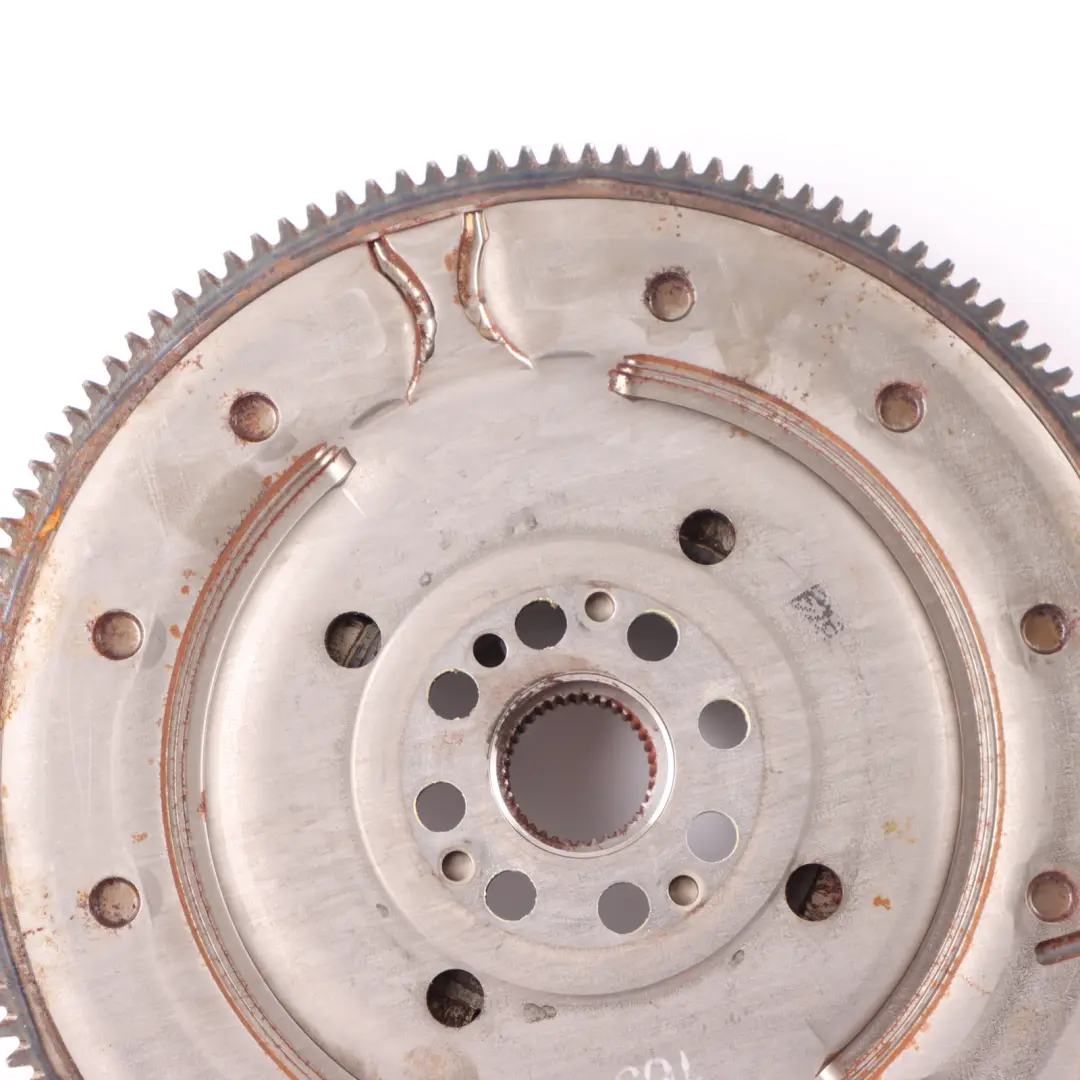 Mass Flywheel Automatic to BMW G20 G21 G30 Petrol Dual Twin with Part number 9454556 BMW G20 G21 G30 Petrol Dual Twin Mass Flywheel Automatic - SKU 9454556 - Part number 9454556