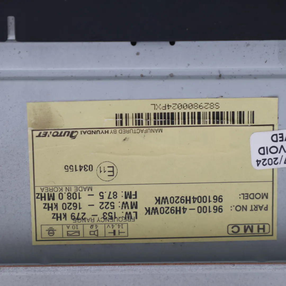  Unité principale Hyundai H-1 Radio CD Player MP3 AUX RDS Unit 96100-4H920WK - SKU 961004H920WK - Numéro de pièce 961004H920WK