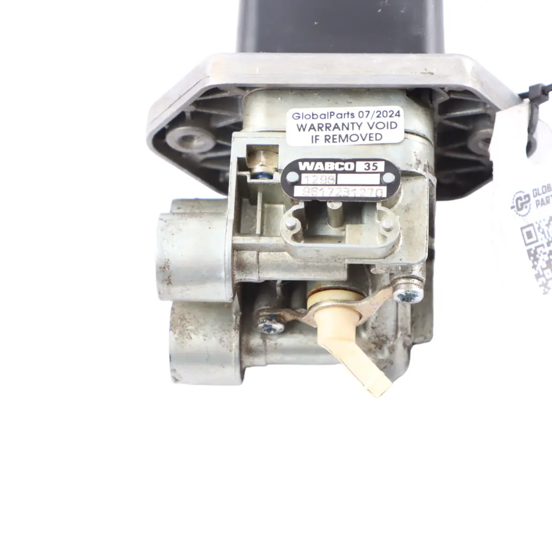 DAF 85CF Parking Brake Valve Parking Brake Shifter Selector Knob - SKU 9617231270 - Part number 9617231270