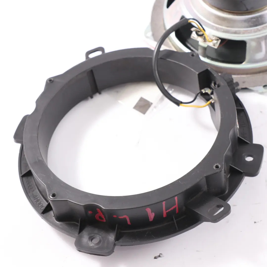 Altoparlante porta anteriore sinistro Unità audio per Hyundai H-1 con numero di parte 96330-4H000 Hyundai H-1 Altoparlante porta anteriore sinistro Unità audio - SKU 96330-4H000 - Numero di parte 96330-4H000