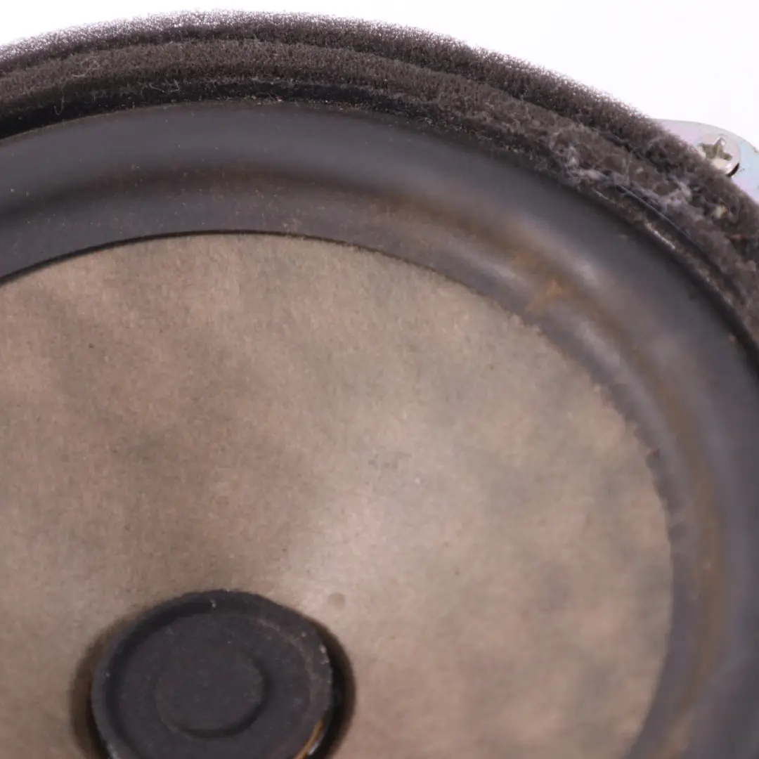 Türlautsprecher Vorne Rechts Audioeinheit für Hyundai H-1 mit Teilenummer 96330-4H050 Hyundai H-1 Türlautsprecher Vorne Rechts Audioeinheit - SKU 96330-4H050 - Teilenummer 96330-4H050