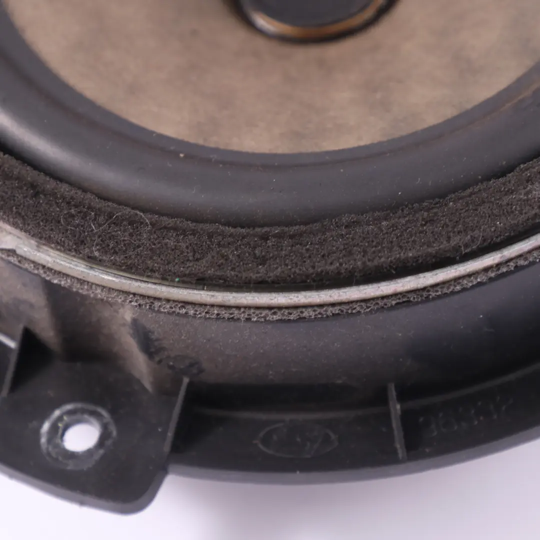 Altoparlante porta anteriore destro Unità audio per Hyundai H-1 con numero di parte 96330-4H050 Hyundai H-1 Altoparlante porta anteriore destro Unità audio - SKU 96330-4H050 - Numero di parte 96330-4H050