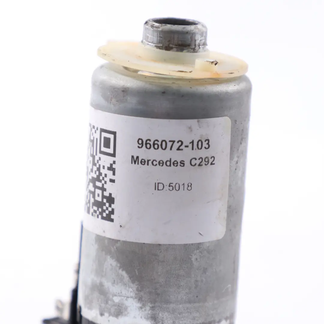 Front Seat Electric Adjustment Adjuster Motor Drive to Mercedes GLE C292 with Part number 966072 Mercedes GLE C292 Front Seat Electric Adjustment Adjuster Motor Drive - SKU 966072-103 - Part number 966072