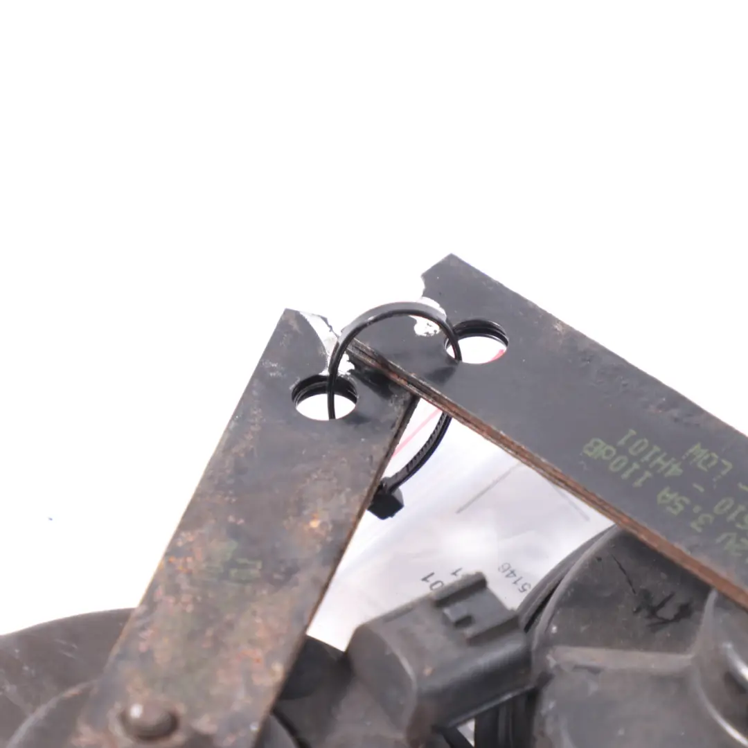 Signal klaxon Sirène Basse Haute Tonalité Réglée pour Hyundai H-1 à propos du numéro de pièce 96610-4H101 Hyundai H-1 Signal klaxon Sirène Basse Haute Tonalité Réglée - SKU 96610-4H101 - Numéro de pièce 96610-4H101