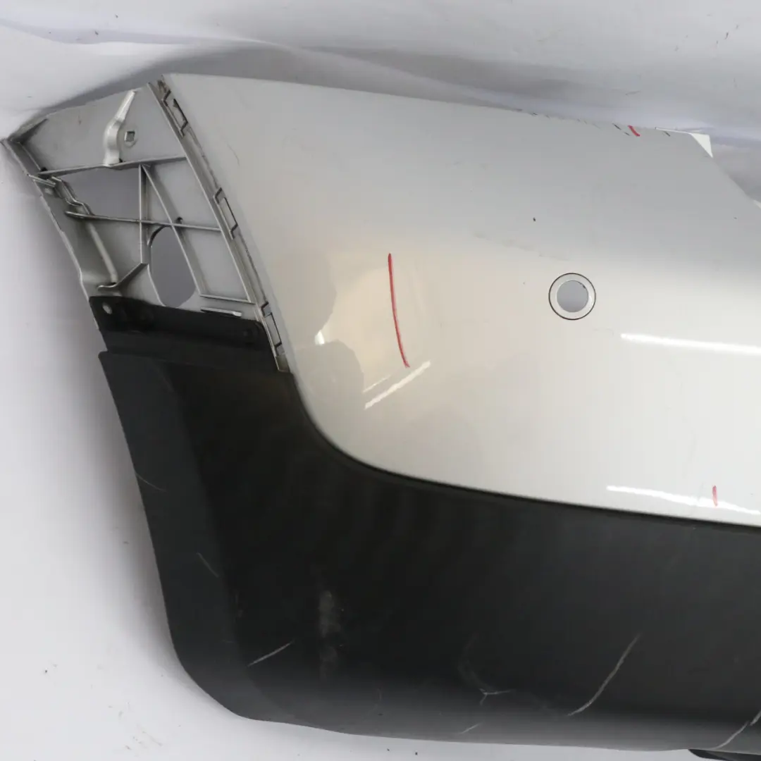 hintere Stoßstange PDC Zierleiste Crystal Silver - B12 für Mini Countryman R60 mit Teilenummer 9807198 Mini Countryman R60 hintere Stoßstange PDC Zierleiste Crystal Silver - B12 - SKU 9807198-CRS1 - Teilenummer 9807198