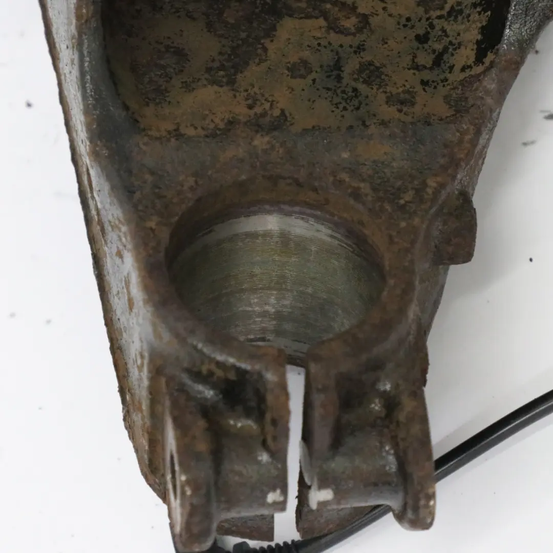 Carrier Mini R60 R61 Left N/S Suspension Brake Wheel Holder Front Axle to Wheel with Part number 9808399 Wheel Carrier Mini R60 R61 Left N/S Suspension Brake Wheel Holder Front Axle - SKU 9808399-2 - Part number 9808399