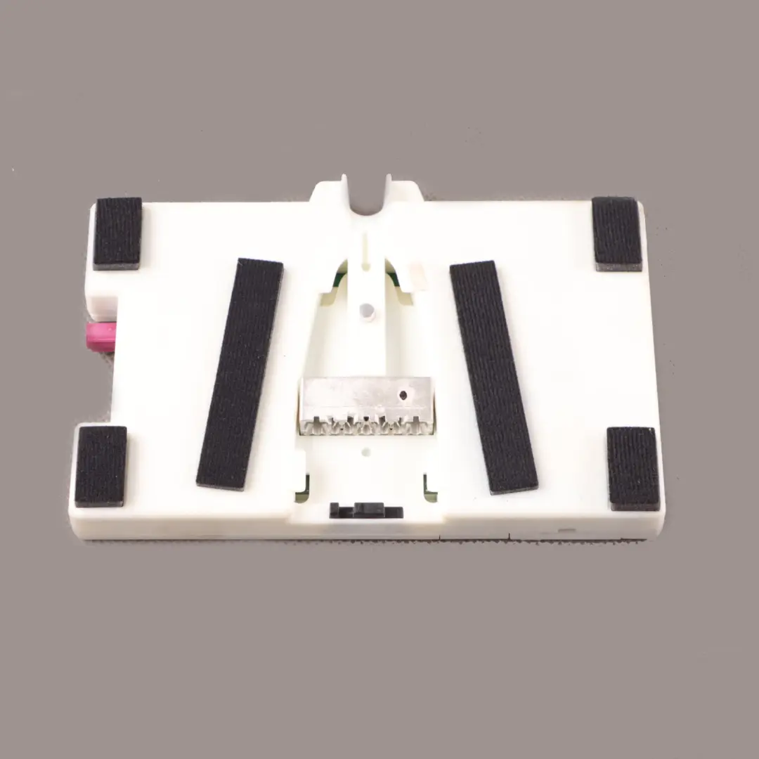 Telematic Control 1D Comunication Module Unit ECU to BMW G20 320i with Part number 9878206 BMW G20 320i Telematic Control 1D Comunication Module Unit ECU - SKU 9878206 - Part number 9878206