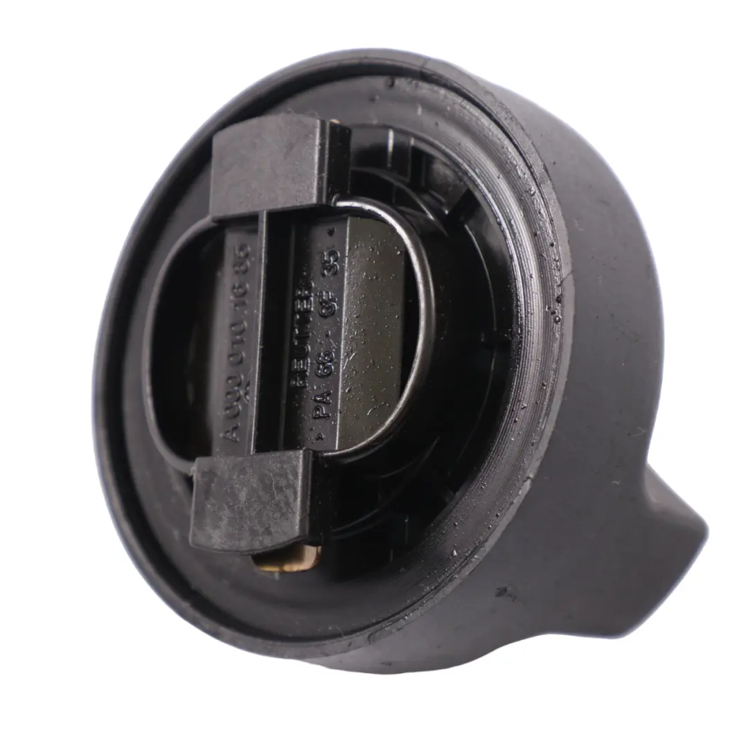 Mercedes W204 Öleinfüllstutzen Schlauchkappe Abdeckung - SKU A0000101685 - Teilenummer A0000101685