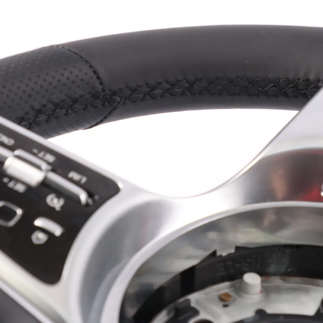  Volant Mercedes C118 W177 NOUVEAU Cuir Noir Palettes Changement Vitesse - SKU A0004605804-1 - Numéro de pièce A0004605804
