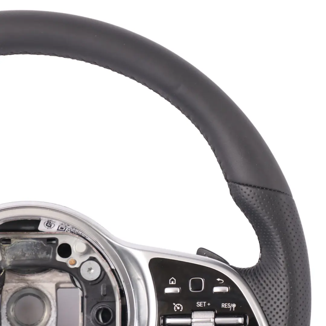  Volant Mercedes C118 W177 NOUVEAU Cuir Noir Palettes Changement Vitesse - SKU A0004605804-1 - Numéro de pièce A0004605804