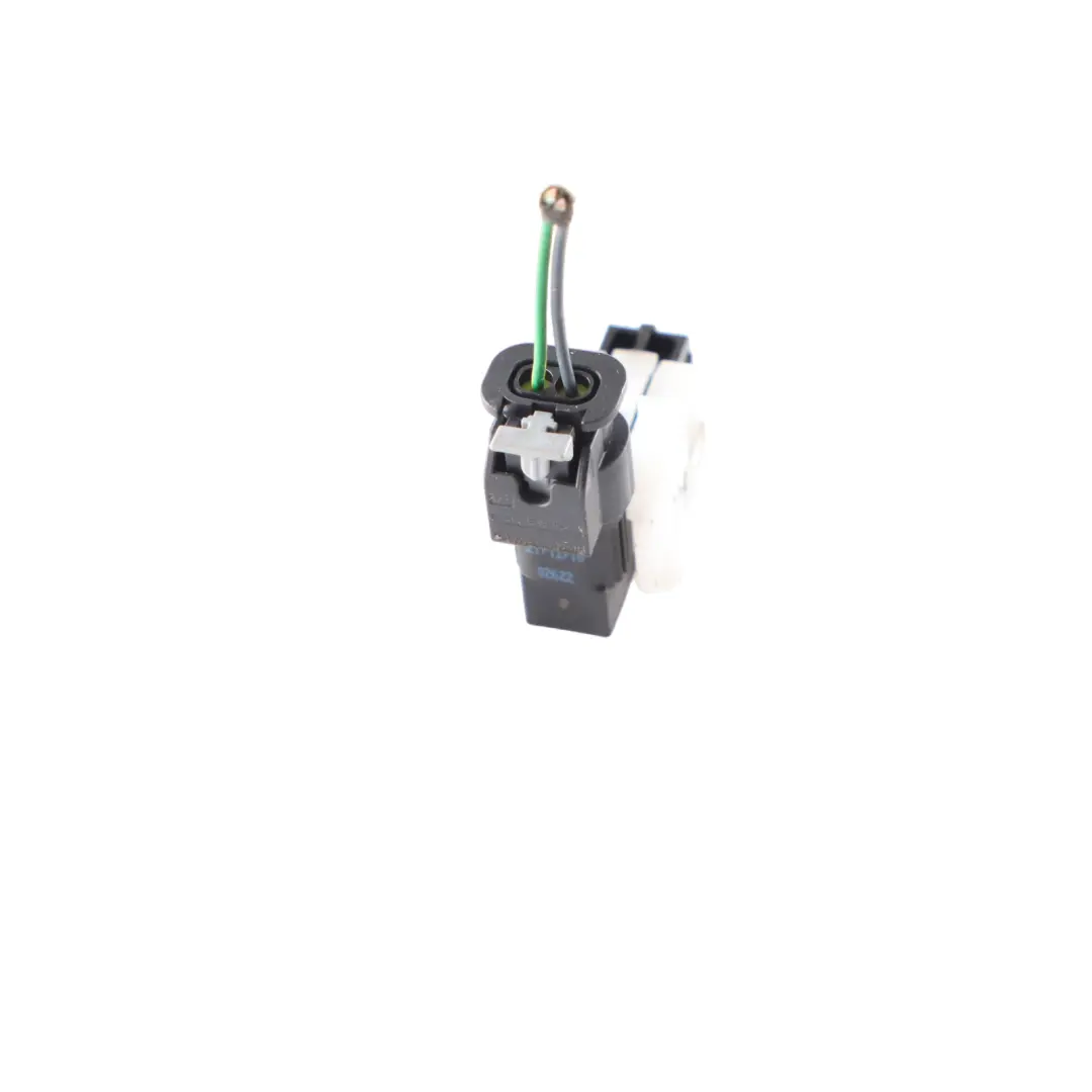 Mercedes W177 Botón Interruptor Luz Freno - SKU A0005452812 - Número de pieza A0005452812