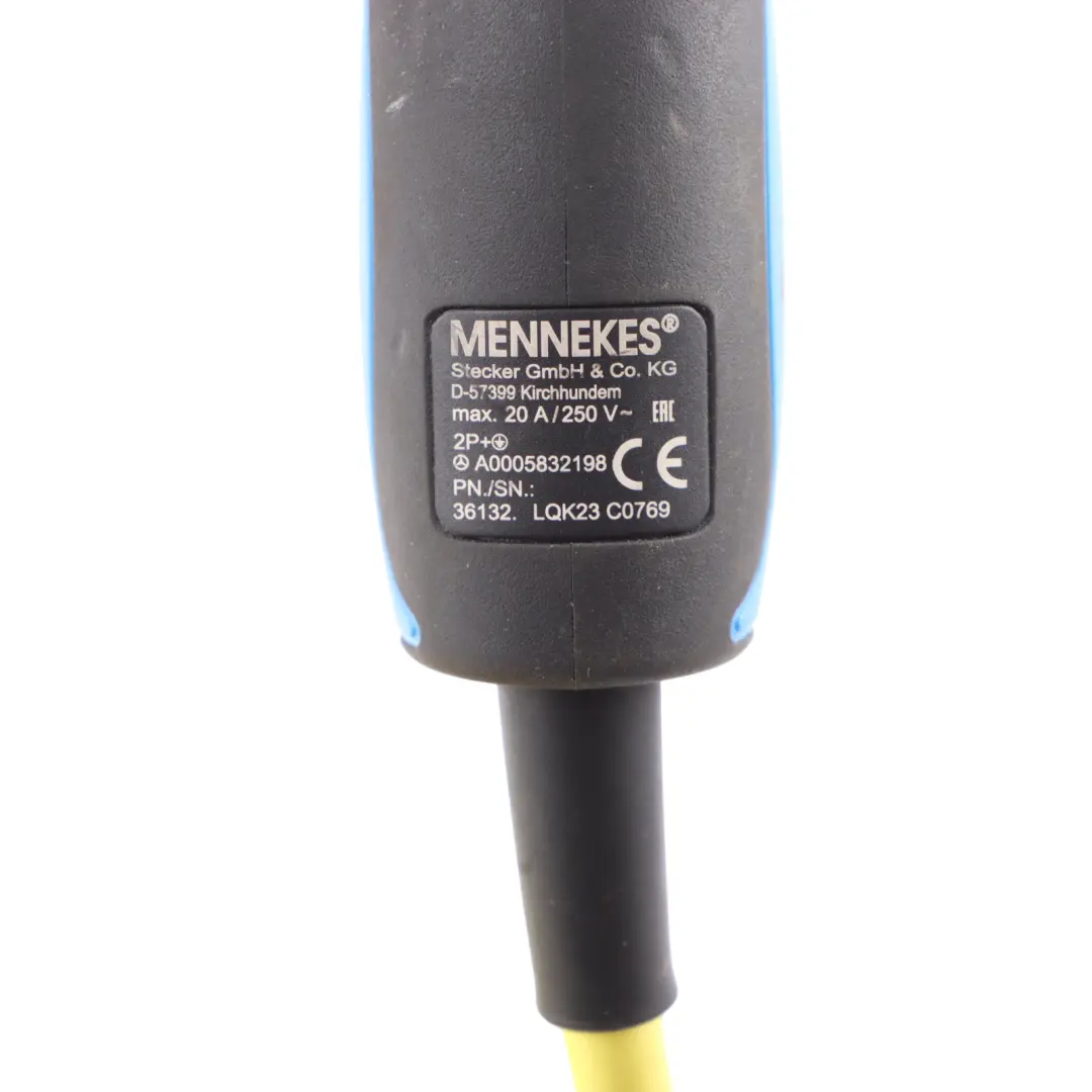 Portable Battery Charging Cable Charger Wiring Harness to Mercedes W205 with Part number A0005832198 Mercedes W205 Portable Battery Charging Cable Charger Wiring Harness - SKU A0005832198 - Part number A0005832198