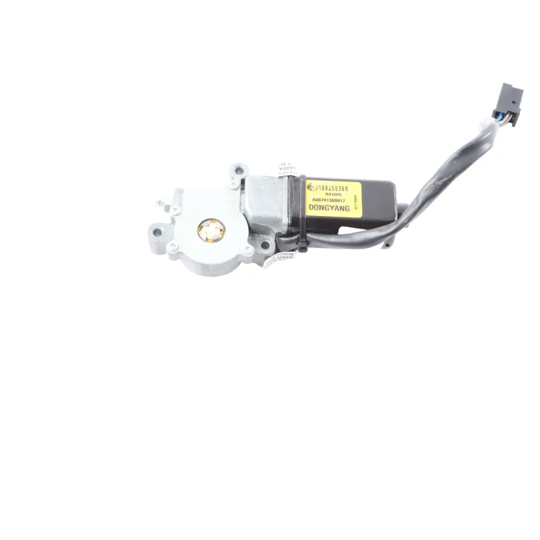 Sunroof Panoramic Motor Drive Actuator Unit to Mercedes Vito W639 with Part number A0008291401 Mercedes Vito W639 Sunroof Panoramic Motor Drive Actuator Unit - SKU A0008291401 - Part number A0008291401