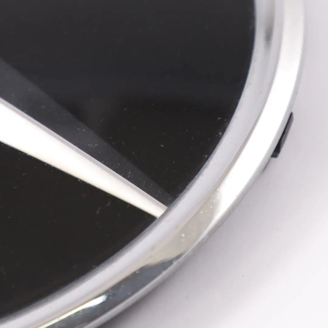 Distronic Plaque base Badge d'emblème calandre avant pour Mercedes W205 à propos du numéro de pièce A0008880011 Mercedes W205 Distronic Plaque base Badge d'emblème calandre avant - SKU A0008880011-1 - Numéro de pièce A0008880011