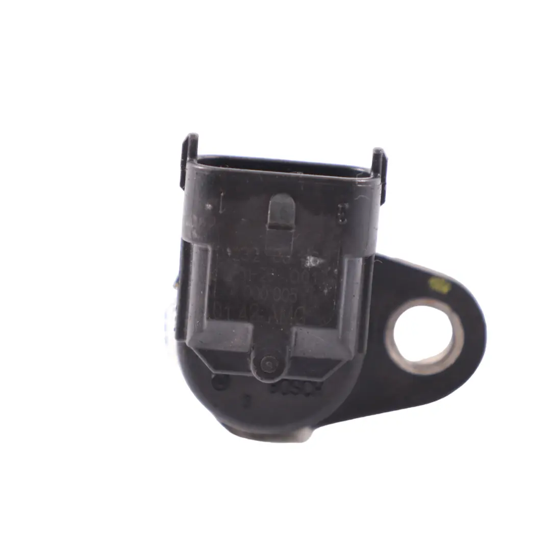 C63 AMG Petrol M156 159 Camshaft position Sensor Inlet Right O/S to Mercedes W204 with Part number A0009050143 Mercedes W204 C63 AMG Petrol M156 159 Camshaft position Sensor Inlet Right O/S - SKU A0009050143 - Part number A0009050143