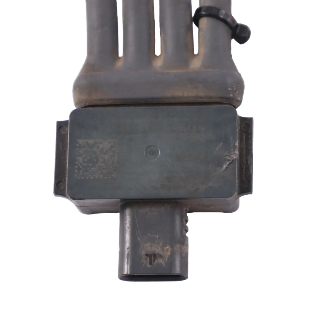 Abgastemperatursensor für Mercedes W205 mit Teilenummer A0009057115 Mercedes W205 Abgastemperatursensor - SKU A0009057115 - Teilenummer A0009057115