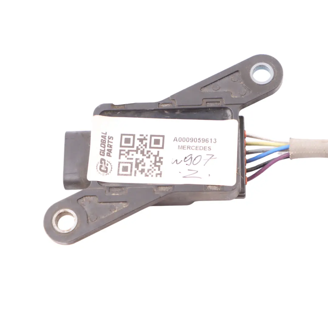 W907 Lambda Oxygen NOX Sensor to Mercedes Sprinter with Part number A0009059613 Mercedes Sprinter W907 Lambda Oxygen NOX Sensor - SKU A0009059613 - Part number A0009059613