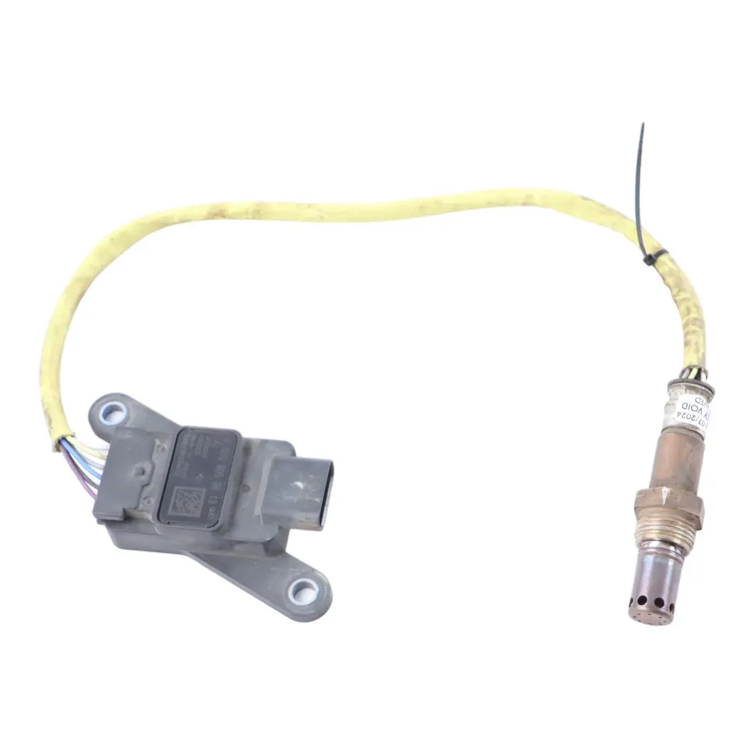 W907 OM654 Diesel Sonde Lambda Oxygène NOX pour Mercedes à propos du numéro de pièce A0009059813 Mercedes W907 OM654 Diesel Sonde Lambda Oxygène NOX - SKU A0009059813 - Numéro de pièce A0009059813