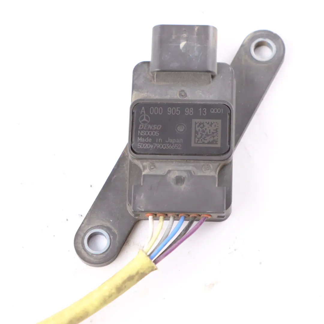 W907 OM654 Diesel Lambda Oxygen NOX Sensor to Mercedes with Part number A0009059813 Mercedes W907 OM654 Diesel Lambda Oxygen NOX Sensor - SKU A0009059813 - Part number A0009059813