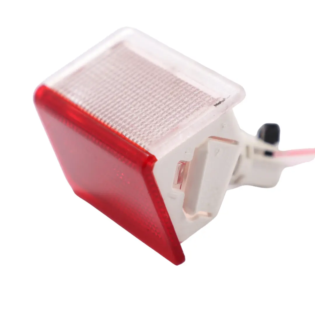 Lampe de hayon Couvercle de coffre Lumière intérieure pour Mercedes C292 à propos du numéro de pièce A0009060235 Mercedes C292 Lampe de hayon Couvercle de coffre Lumière intérieure - SKU A0009060235 - Numéro de pièce A0009060235