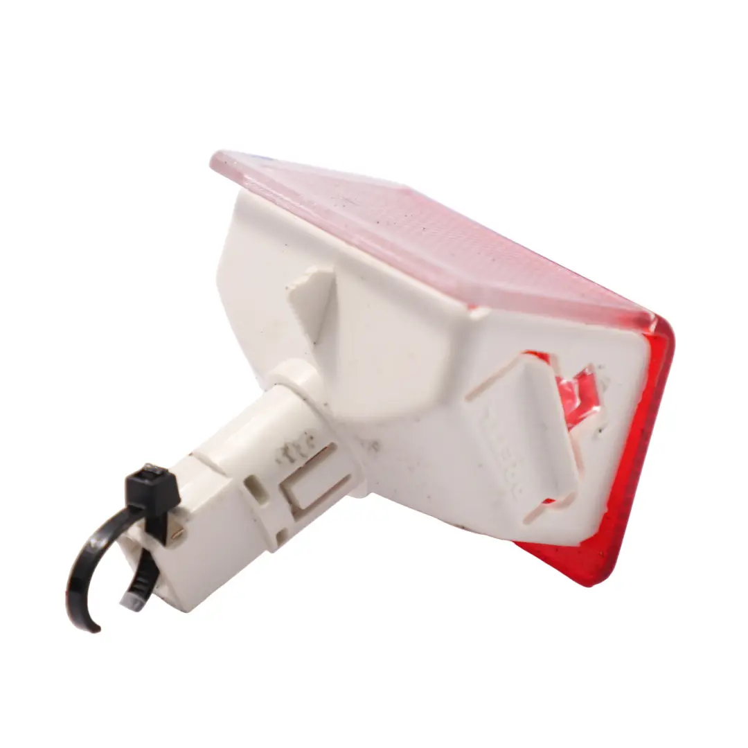 Luz portón trasero Luz interior tapa del maletero para Mercedes C292 con número de pieza A0009060235 Mercedes C292 Luz portón trasero Luz interior tapa del maletero - SKU A0009060235 - Número de pieza A0009060235