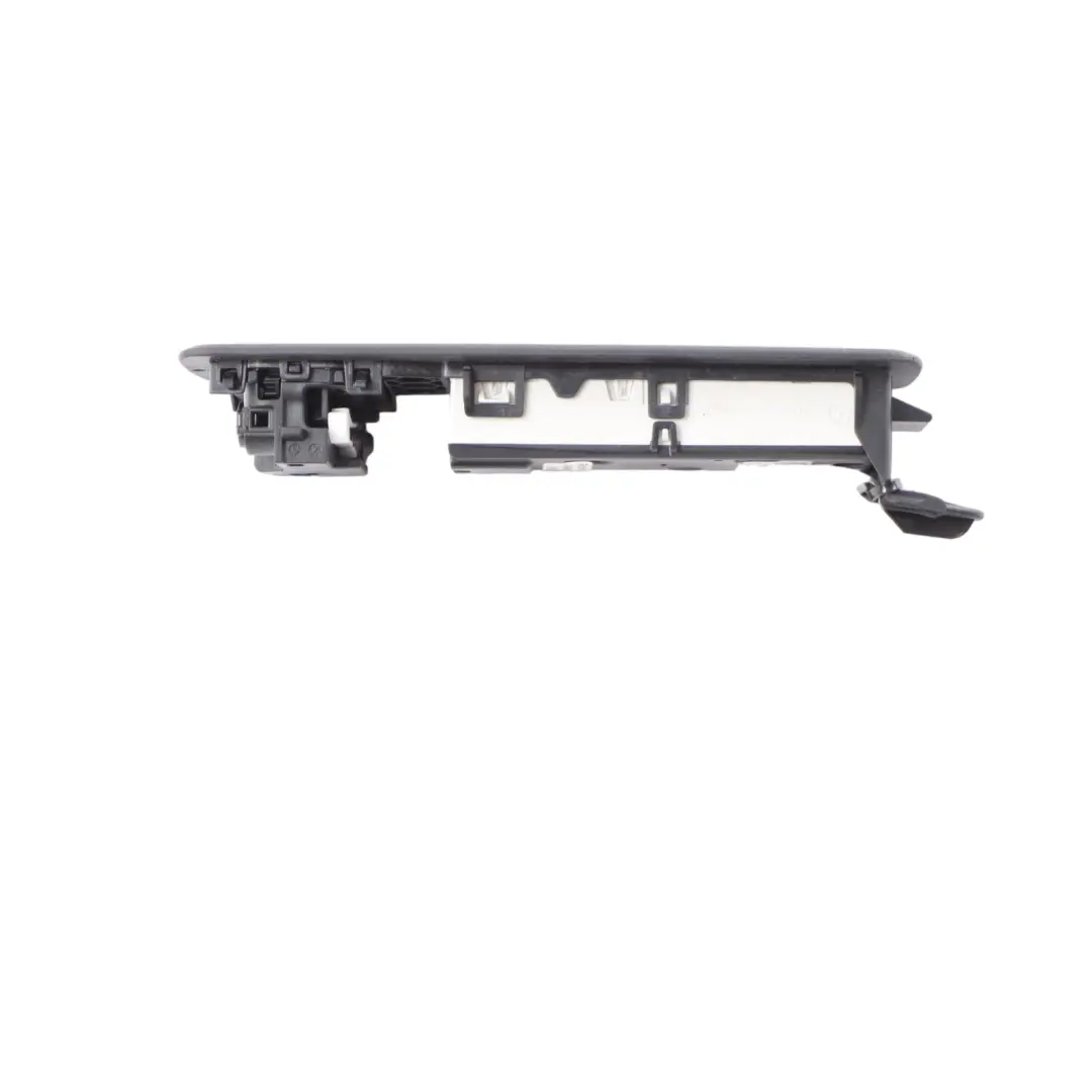 Lampe lecture arrière droite interrupteur poignée pour Mercedes W177 à propos du numéro de pièce A0009065006 Mercedes W177 Lampe lecture arrière droite interrupteur poignée - SKU A0009065006 - Numéro de pièce A0009065006