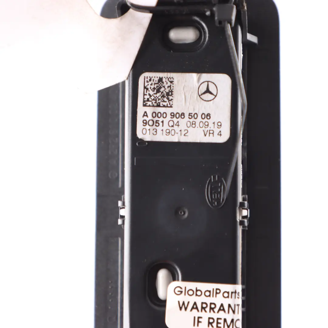 Mercedes W177 Lampe lecture arrière droite interrupteur poignée - SKU A0009065006 - Numéro de pièce A0009065006
