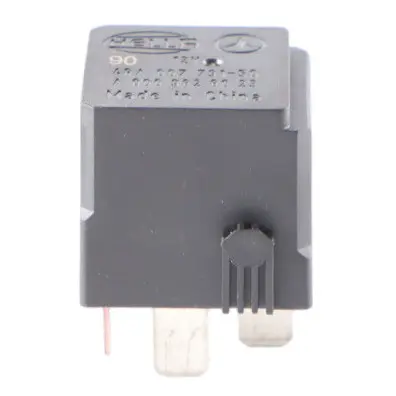 Fuse Relay Mercedes C117 W166 W176 W205 X253 Black 4 Pin 12V to with Part number A0009828023 Fuse Relay Mercedes C117 W166 W176 W205 X253 Black 4 Pin 12V - SKU A0009828023 - Part number A0009828023