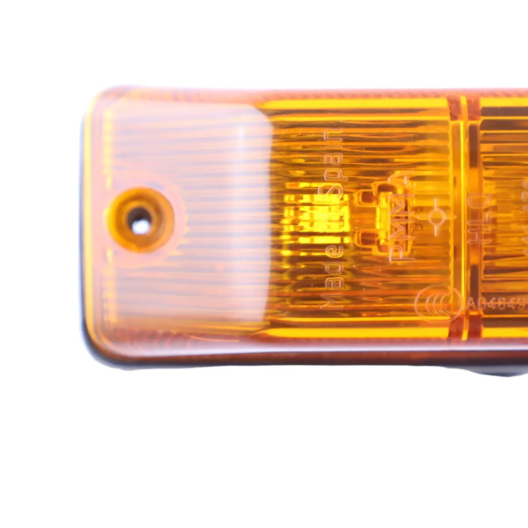 Lampa Kierunkowskaz Prawy do Mercedes W906 W910 o numerze A0018205021 Mercedes W906 W910 Lampa Kierunkowskaz Prawy - SKU A0018205021 - Numer Części A0018205021