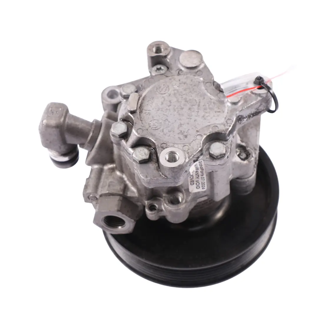 M272 Pompe de direction assistée Réservoir Mercedes W203 W209 - SKU A0054661701-1 - Numéro de pièce A0054661701
