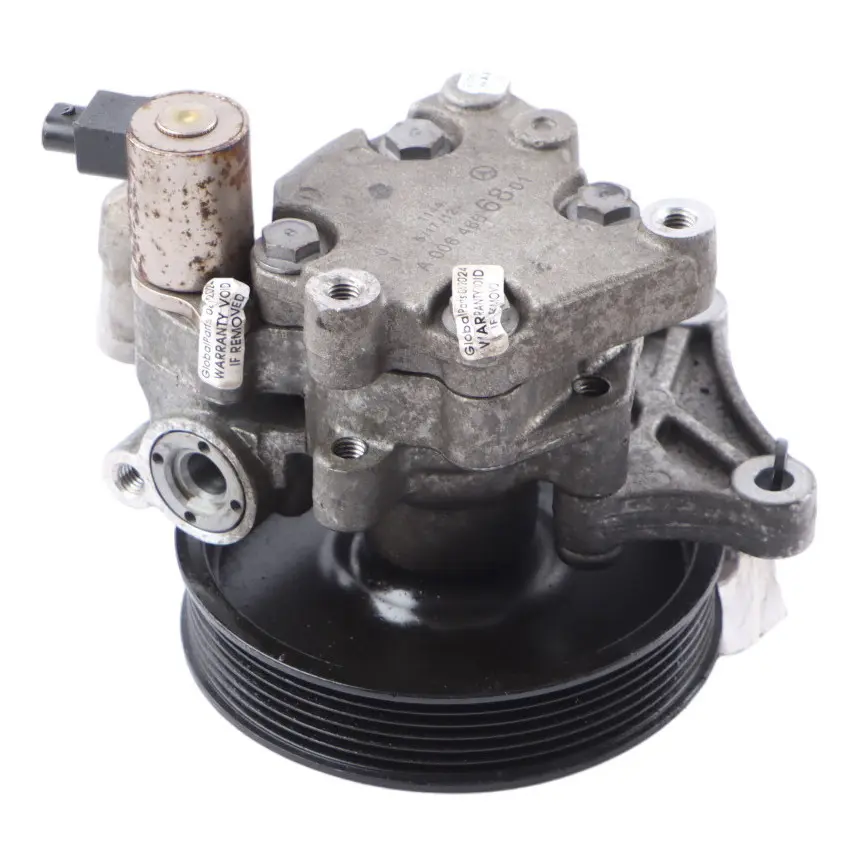Pompe Direction Assistée Mercedes W204 W207 M271 Réservoir Pompe pour à propos du numéro de pièce A0064666801 Pompe Direction Assistée Mercedes W204 W207 M271 Réservoir Pompe - SKU A0064666801 - Numéro de pièce A0064666801