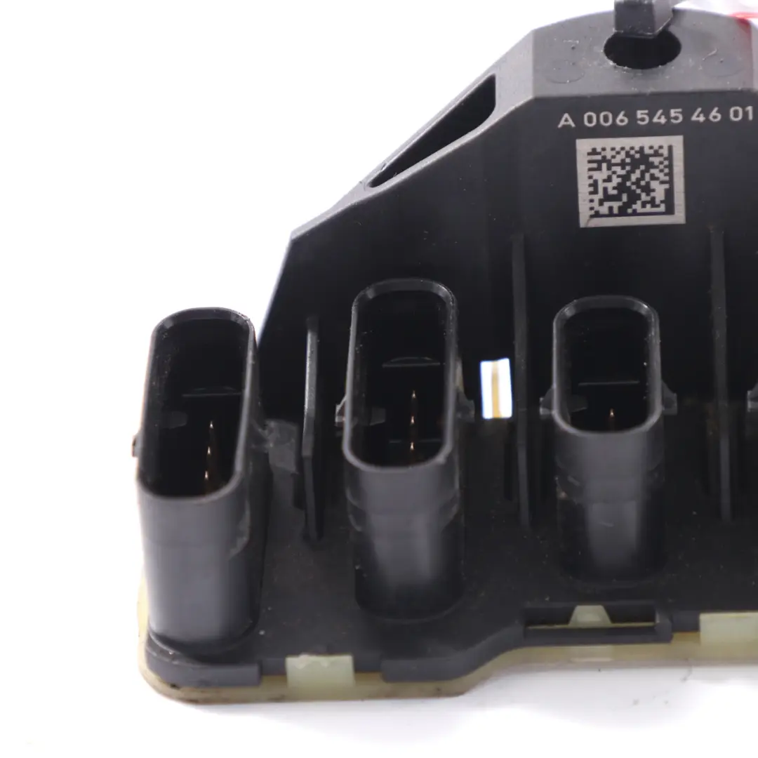  Distribuidor de Energía Mercedes W204 OM656 Módulo Unidad de Control - SKU A0065454601 - Número de pieza A0065454601