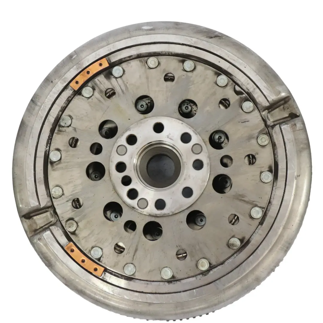 Kupplungssatz Mercedes W176 Benziner M270 Schaltgetriebe Zweimassenschwungrad für mit Teilenummer A0262500501 Kupplungssatz Mercedes W176 Benziner M270 Schaltgetriebe Zweimassenschwungrad - SKU A0262500501-1 - Teilenummer A0262500501