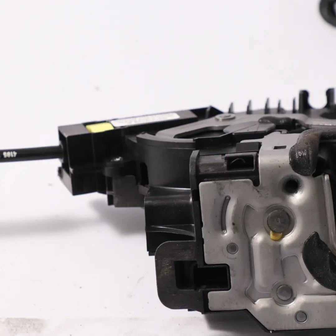 Door Lock Front Right O/S Latch Mechanism Actuator to Mercedes C292 with Part number A0997208001 Mercedes C292 Door Lock Front Right O/S Latch Mechanism Actuator - SKU A0997208001 - Part number A0997208001