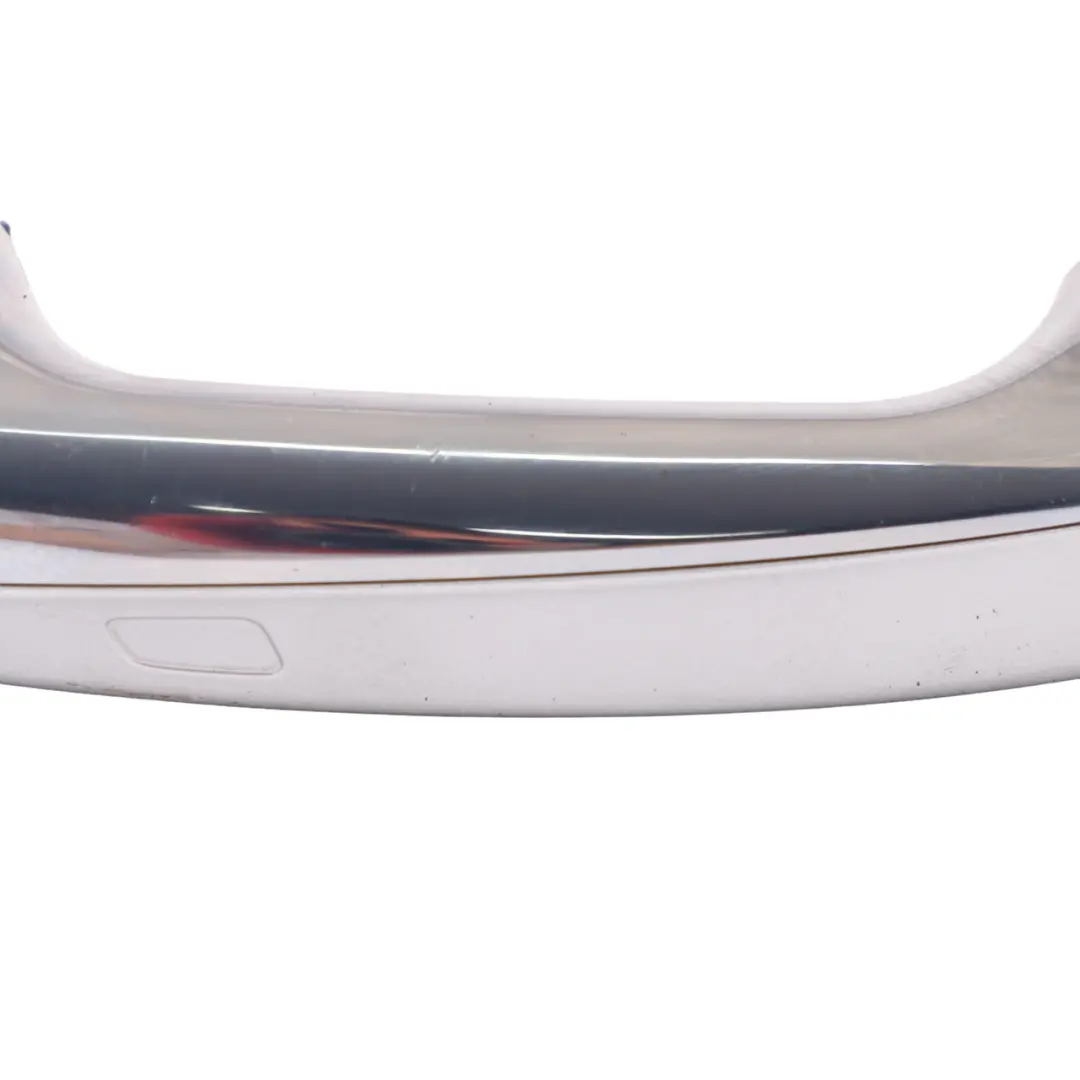 Poignée porte Mercedes S205 S213 Prise arrière droite Keyless Iridium Silver 775 pour à propos du numéro de pièce A0997602001 Poignée porte Mercedes S205 S213 Prise arrière droite Keyless Iridium Silver 775 - SKU A0997602001-IRS - Numéro de pièce A0997602001