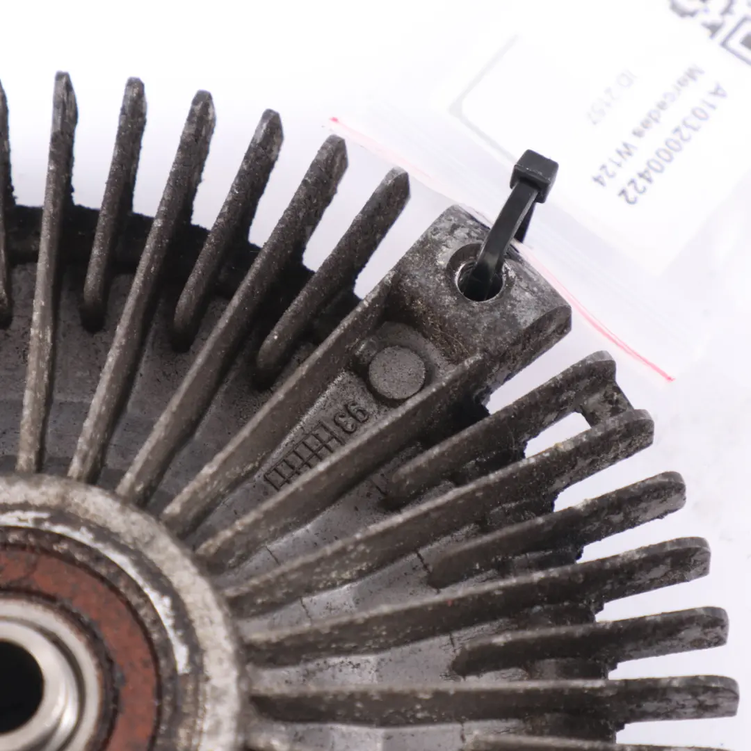 Mercedes W124 M103 M104 Motor Ventilador Acoplamiento Viscoso - SKU A1032000422 - Número de pieza A1032000422