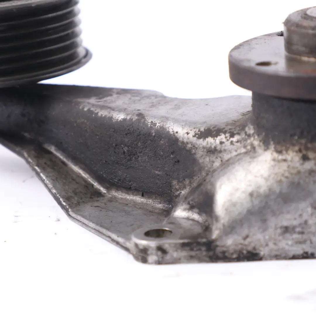 M103 M104 Motorlüfter Lagerhalterung Montageplatte für Mercedes W124 mit Teilenummer A1032001728 Mercedes W124 M103 M104 Motorlüfter Lagerhalterung Montageplatte - SKU A1032001728 - Teilenummer A1032001728