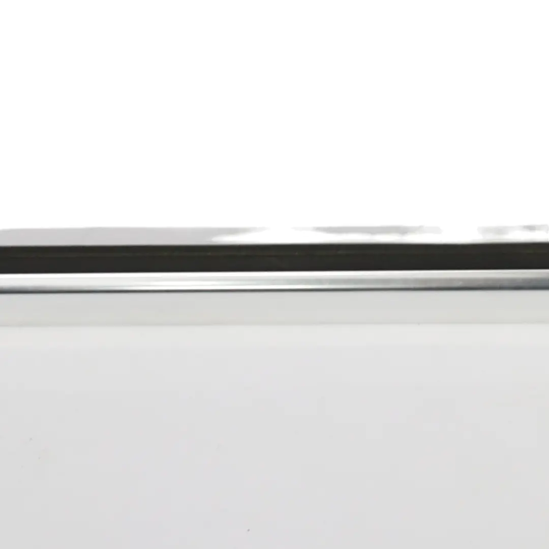 Türfensterleiste Zierleiste vorne rechts Chrom für Mercedes C117 mit Teilenummer A1177250282 Mercedes C117 Türfensterleiste Zierleiste vorne rechts Chrom - SKU A1177250282 - Teilenummer A1177250282