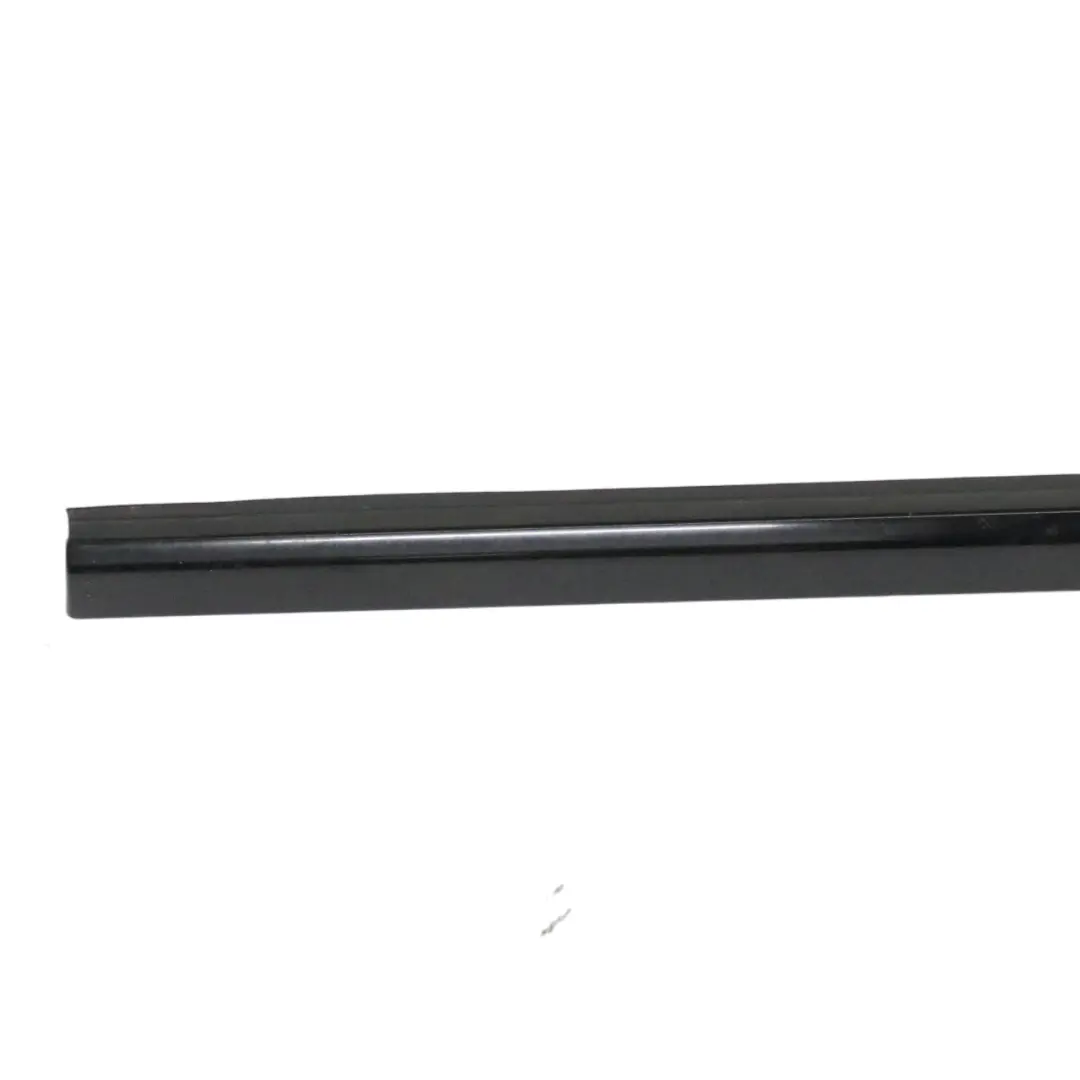 Mercedes CLA C117 Finestra esterna Barra rivestimento porta posteriore sinistra - SKU A1177350382 - Numero di parte A1177350382