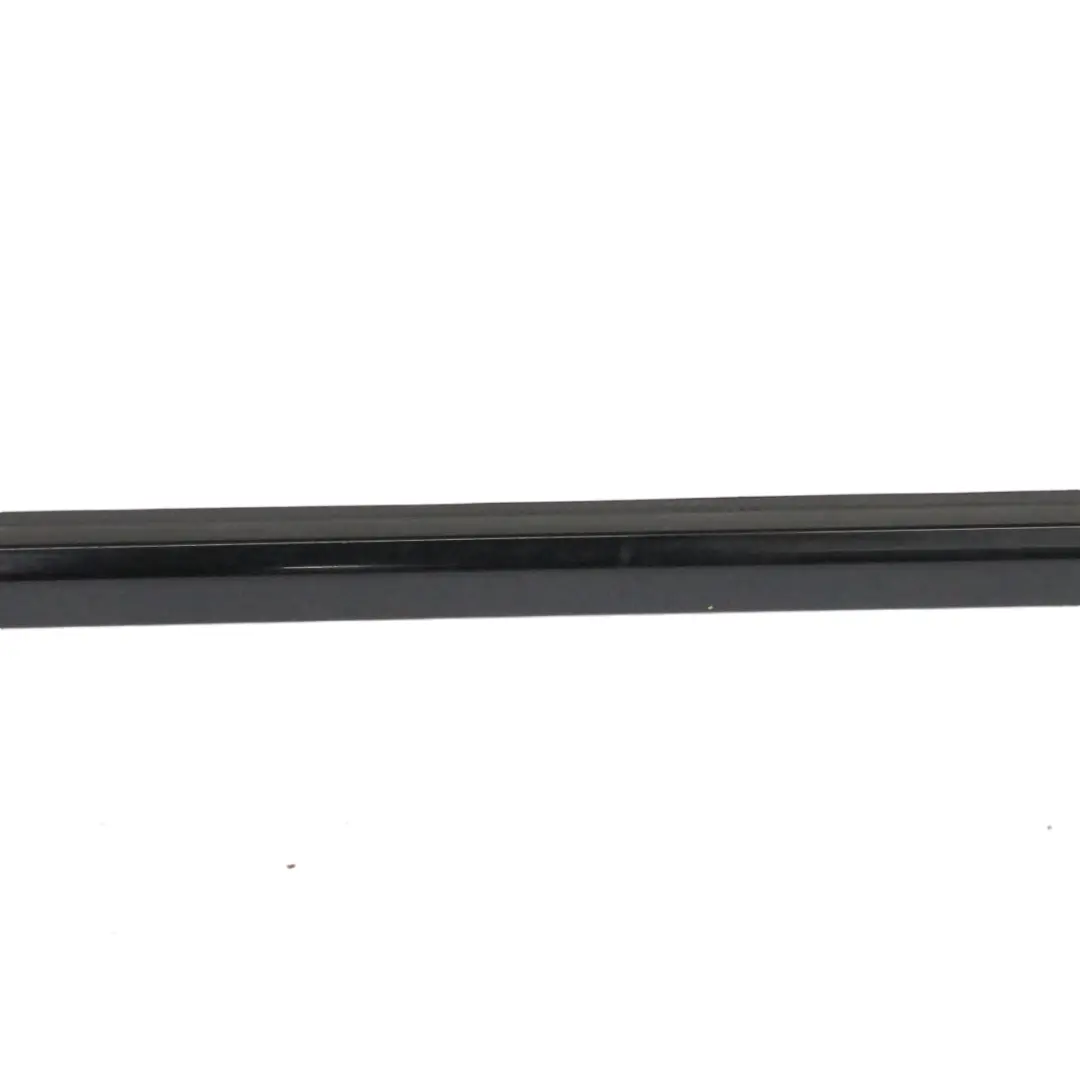 Mercedes C117 Zewnętrzna Listwa Szyby Drzwi Tylnych Lewa - SKU A1177350382 - Numer Części A1177350382