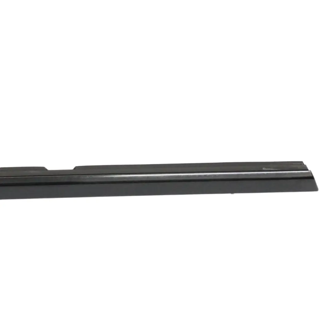 Mercedes CLA C117 Finestra esterna Barra rivestimento porta posteriore sinistra - SKU A1177350382 - Numero di parte A1177350382