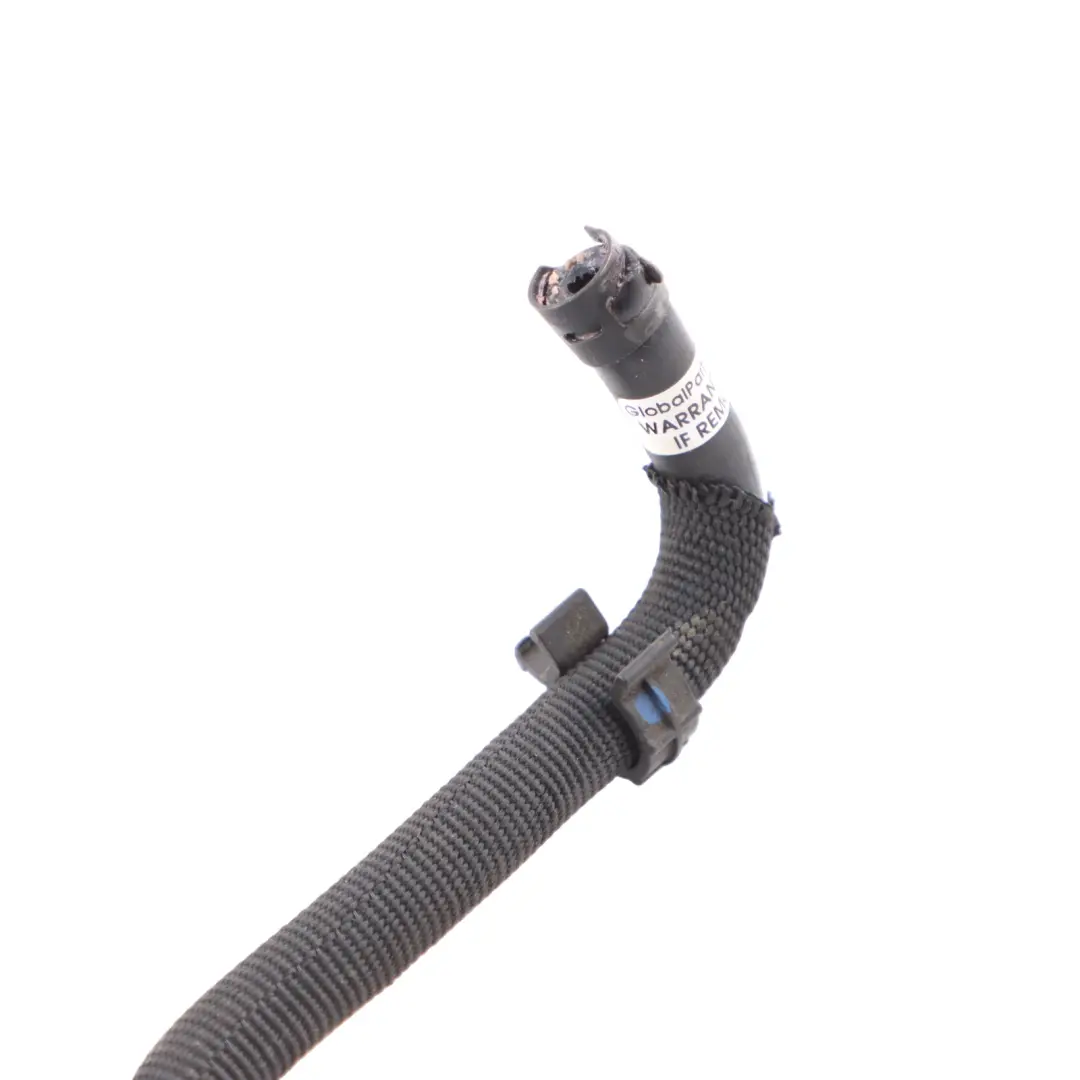 Mercedes C117 W176 Tuyau D'Eau Radiateur Ligne De Refroidissement - SKU A1332000182 - Numéro de pièce A1332000182