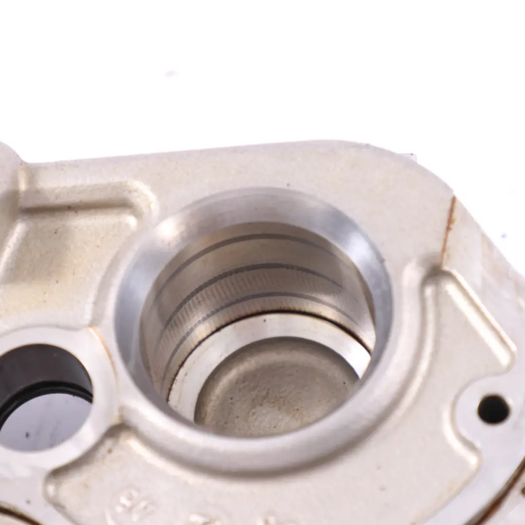 Mercedes W204 W211 M156 Regolatore albero camme sinistro copertura - SKU A1560500118 - Numero di parte A1560500118