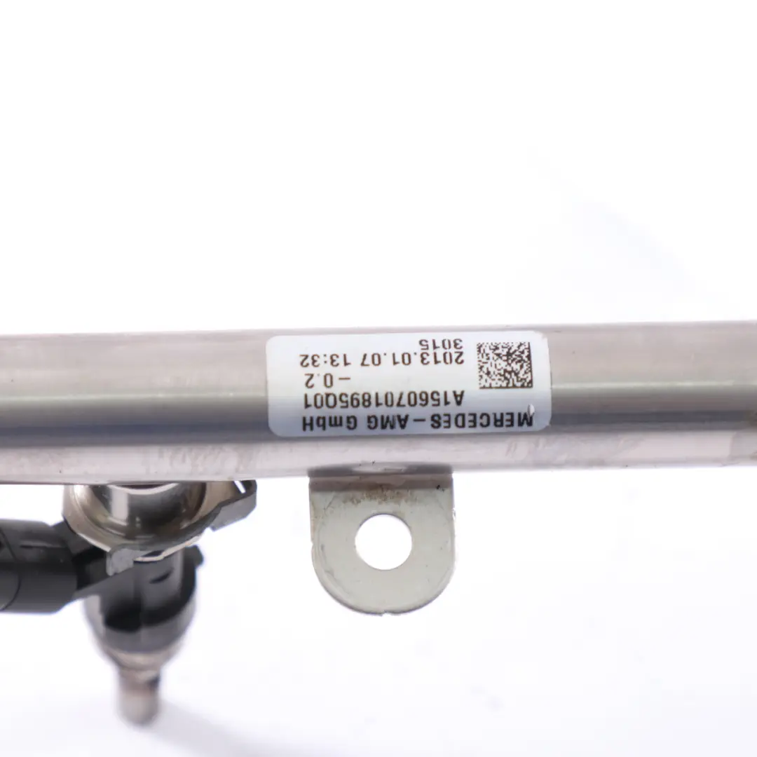 Kraftstoffverteiler Mercedes W204 W212 Benzin M156 Injektoren für mit Teilenummer A1560701795 Kraftstoffverteiler Mercedes W204 W212 Benzin M156 Injektoren - SKU A1560701795 - Teilenummer A1560701795