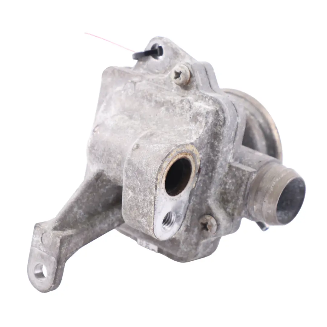 Mercedes W204 C63 AMG M156 Soupape EGR Recirculation droite - SKU A1561401060 - Numéro de pièce A1561401060